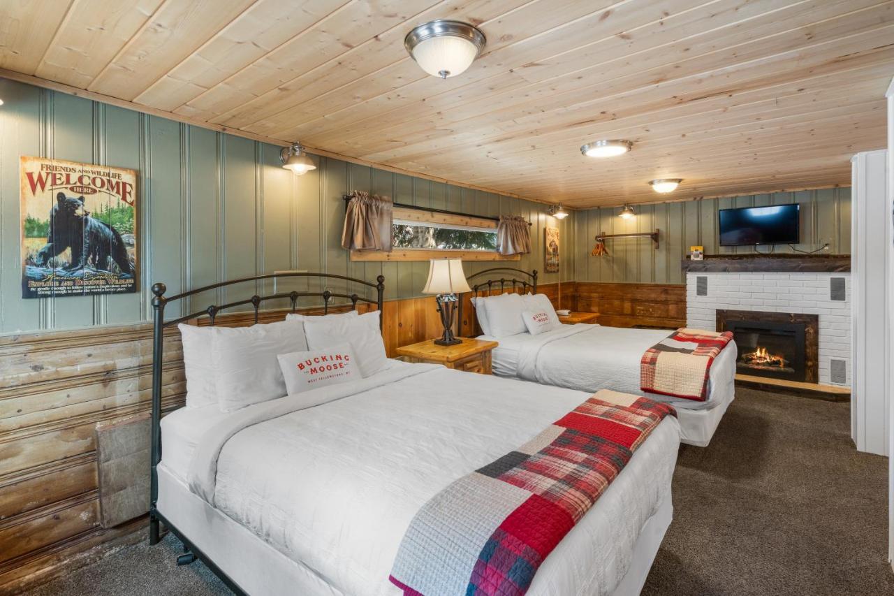The Bucking Moose Hotel Уест Йелоустоун Екстериор снимка